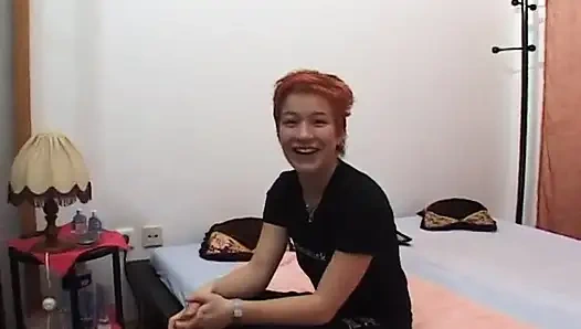 Memijat redhad akan membuat Anda terangsang