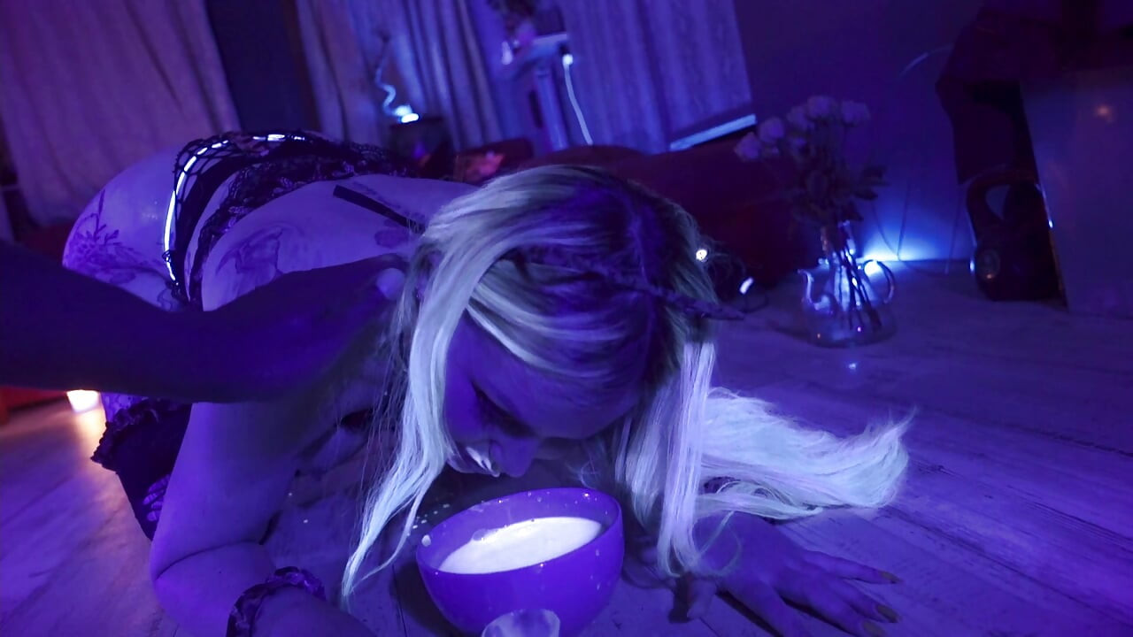 Miauw mai mult pentru mine