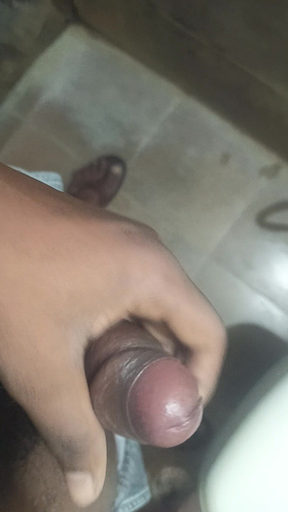 men masturbateung