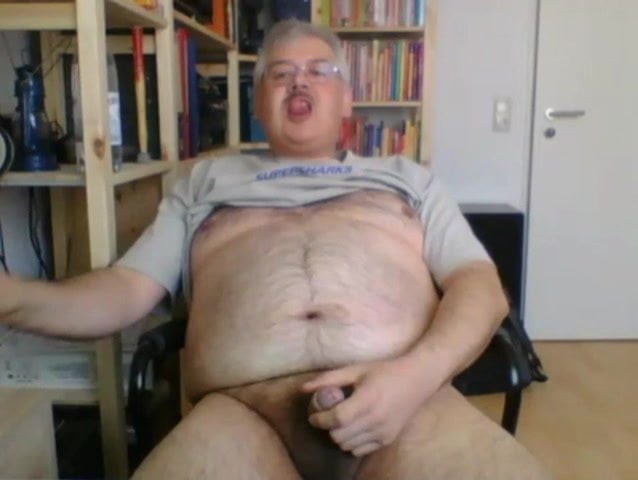 Daddy cums on cam