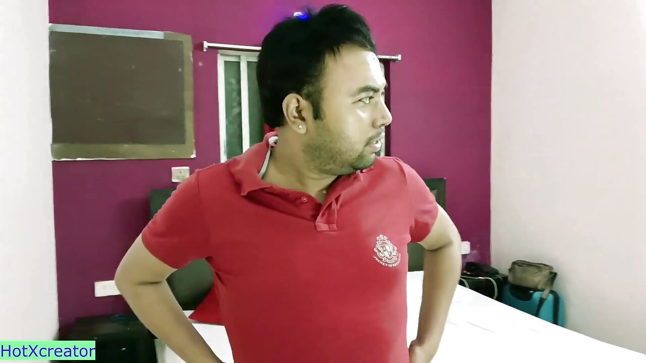 El esposo envía al jefe de la oficina por follar a su esposa caliente - esposa india comparte sexo