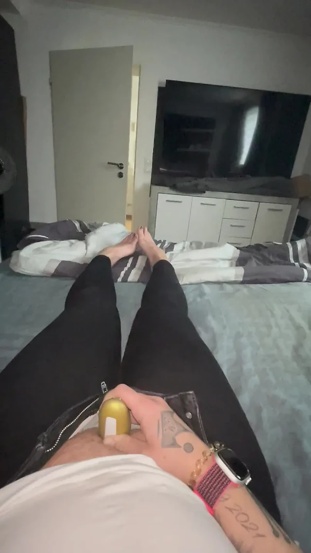 Close-up foot fetish wet tight wet pussy gets satisfied with golden vibrator to intense climax trembling twitching moaning horny