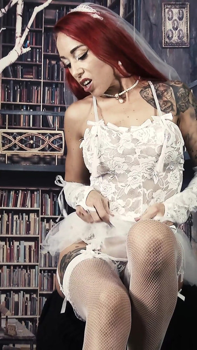 409 Anne Wild Like Bride in Sexy White Weding Underwear