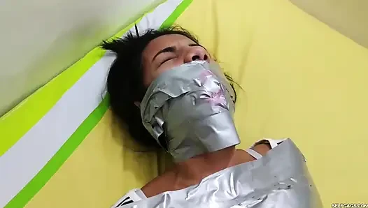 Penyihir jahat dan jalang mumi