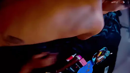 Süd merican goon Zimmer - LIL JOCKEY 4FT FREAKIGER HINTERn