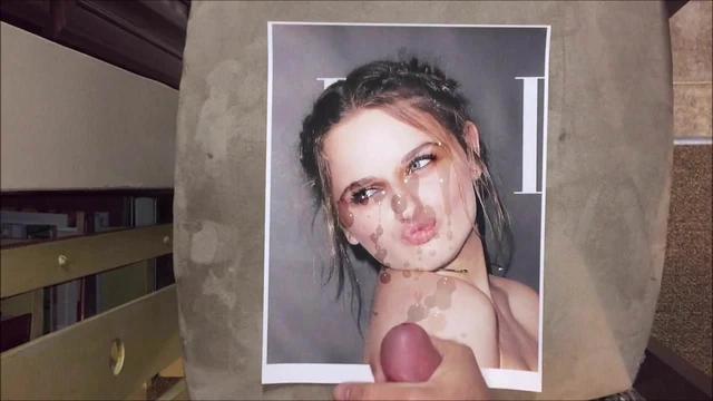 Joey King Cum Tribute 05