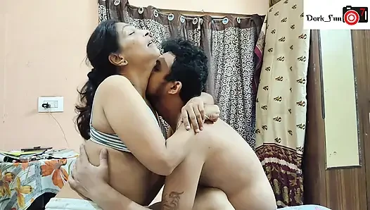 SERVEY KARNE AAKE GHAR PE AAKELI LARKI KO CHOD DALA