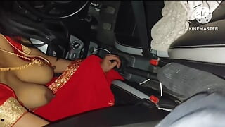 Desi Bhabhi jebanie w samochodzie. Chłopak jebanie w samochodzie.