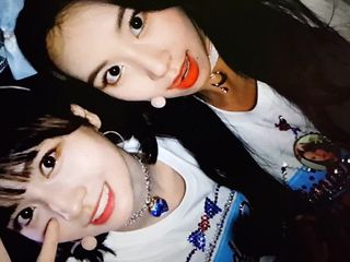 Twice momo &amp; chaeyoung cum upeti