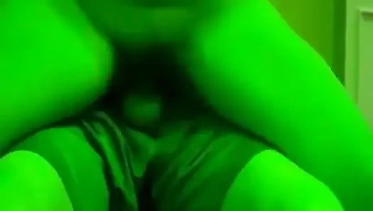 Kassie Kay наказывает аутсайдера