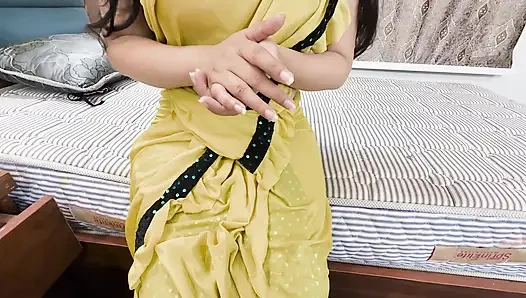 Maid Ko Ghar Mein Paise Chori Karte Pakda