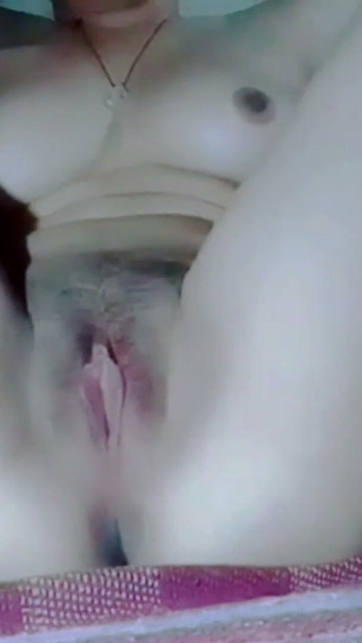 Today Lavenya bhabhi's pussy looks very beautiful hot sexy | Clip 1