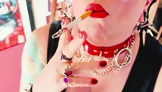 A Smoking Mistress, Tina Snua, Smoking 2 Cigarettes Tip To Tail - Drifting  OMI OME snap Inhales