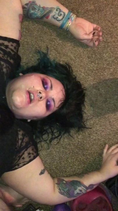 Pumpkin gets a load dropped on her face by Daddy