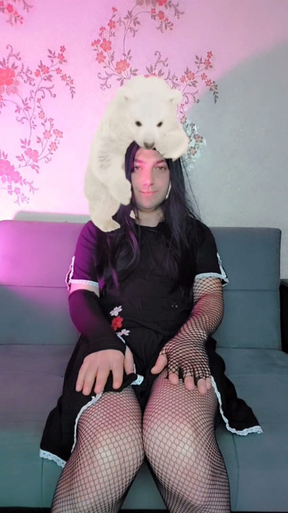 Crossdresser Model Magic: Dancing with Grace | Clip 1