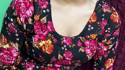 Bowdi kocasından memnun değil bu yüzden benimle sikişmek istiyor