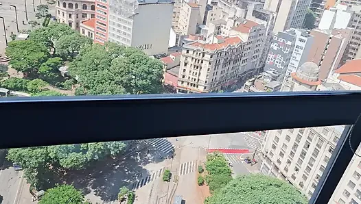Девушка Занимается Сексом Перед Окном Mirante Sampa Sky В Центре Сан-пауло, И Все Смотрят