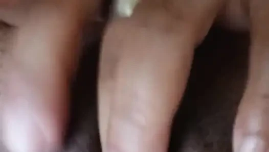 Brunette panas