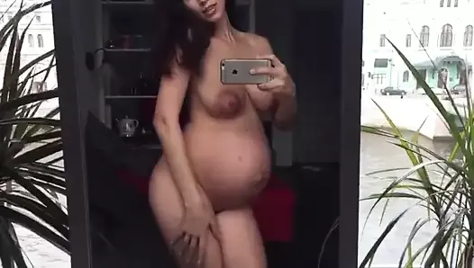Pregnant wife selfie