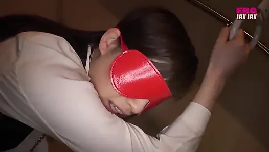 Camellia complex emi.e seorang wanita menjalani kehidupan ganda di adegan malam pt.1