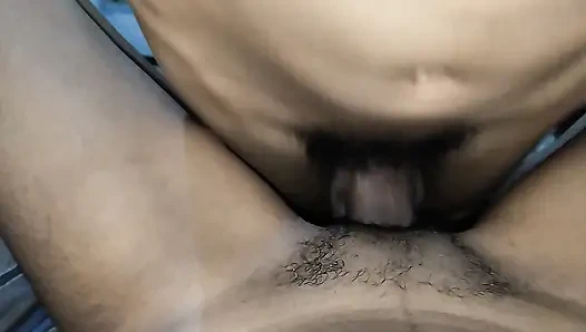 Waktu pribadi Padoshan India yang panas