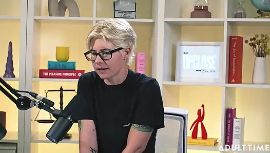 Khloe Kingsley: Squirting vor kamera & roten Flaggen