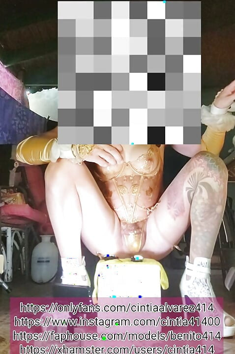 Latihan dubur dildo