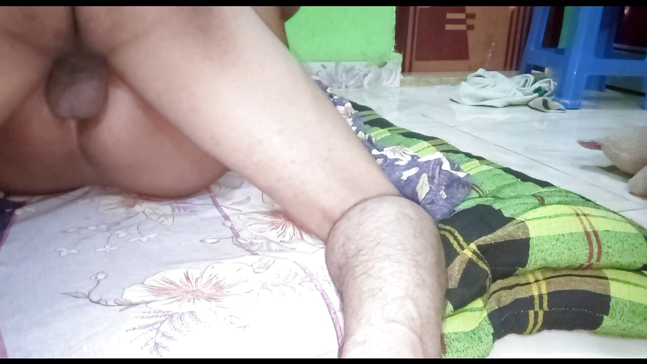 Hermosa chica india apenas folla en video Part_02