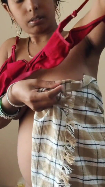 Stunning moment from "Turister Bhabhi Girl Hamari Ghar Wale Pahad Par Ghoom Aaye, Maine Usko Mere Ghar Le Gaya Aur Uski"