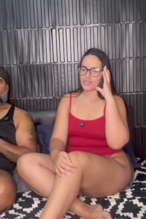 Eu fiz papo calcinha com meu marido e contei meus pequenos segredos então ele me fodeu quente cheio de tesão