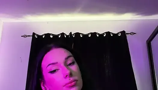 Шлюховатая британская готефа грязно говорит ASMR