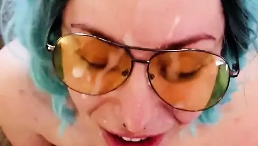 He Cums, She Cums - Facial for Vibed Feminist
