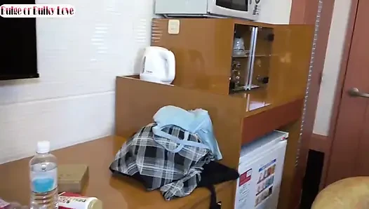 Большие сиськи подпрыгивают, тело динамита в полной праздничной жаре. Кримпай в рождественскую ночь, сладкий и дикий!