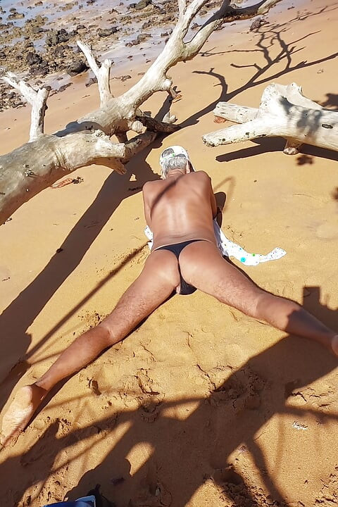 Ladysilva in panties on the beach what a hot ass