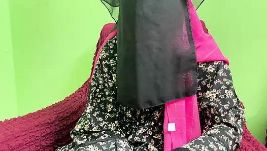 Nyonya kamu gila!