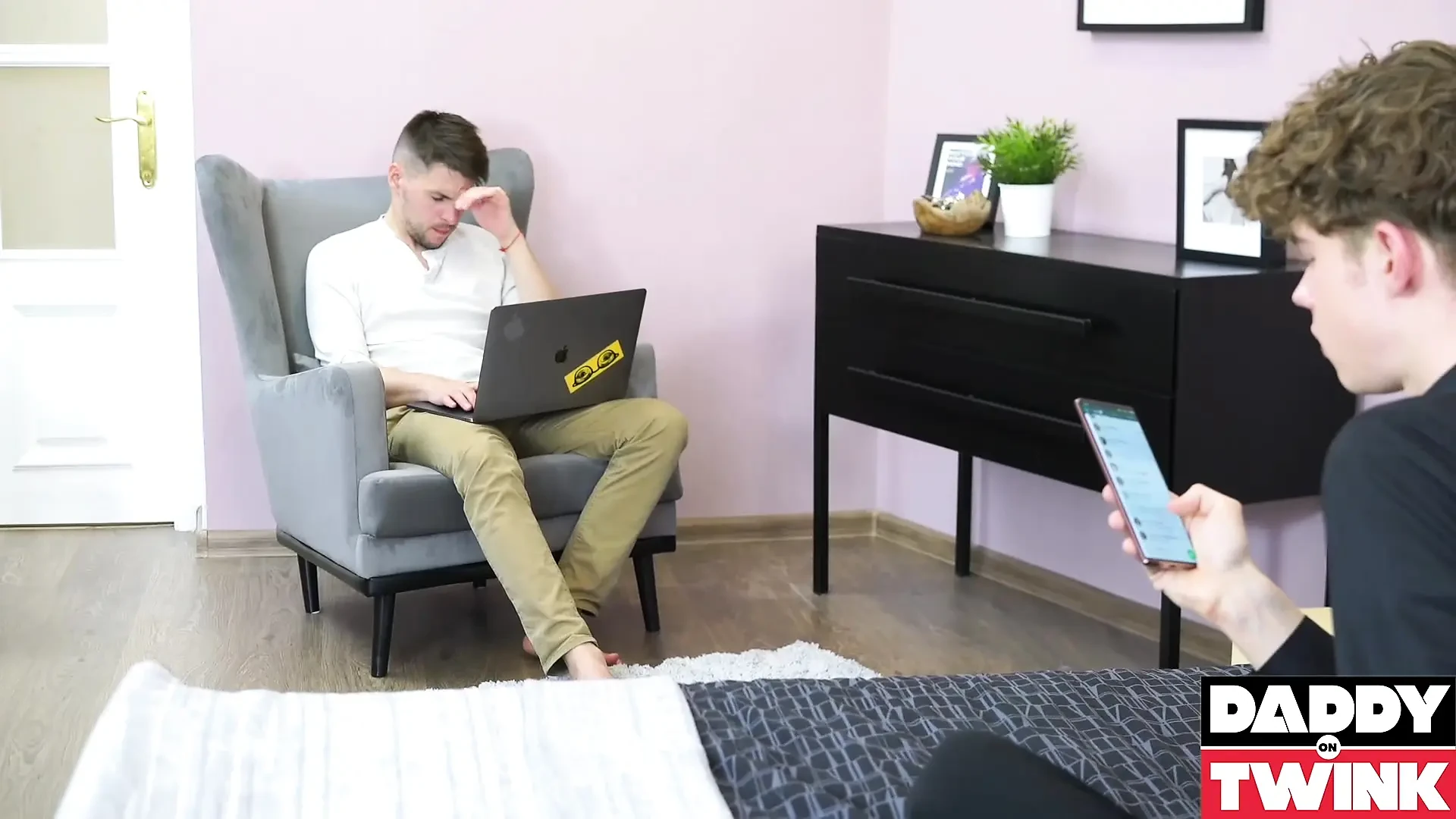 DADDYONTWINK pyari Twink Nick Moon ki Dmitry Osten dvara chudaee