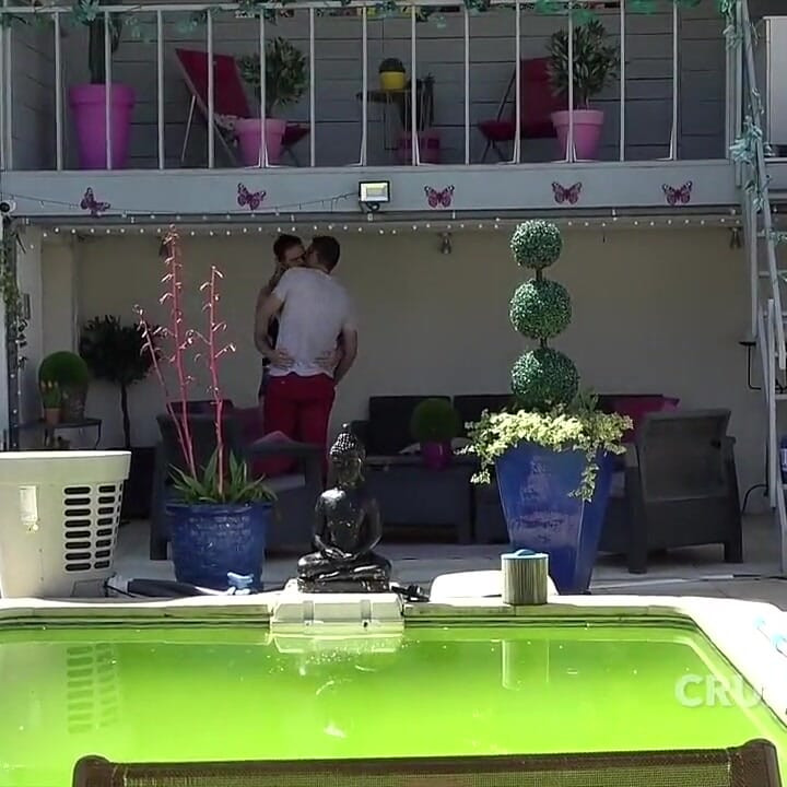 Fred Bdx Fucked Raw in the Garden by Jupiter