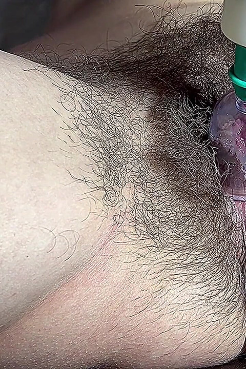 Hairy Mommy Clitoris Pumping,very Hot
