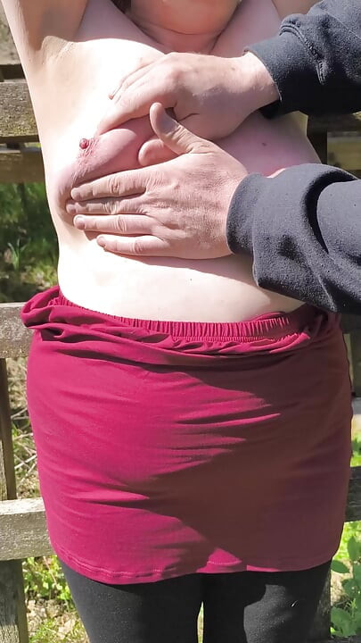 Tits banging on high stand