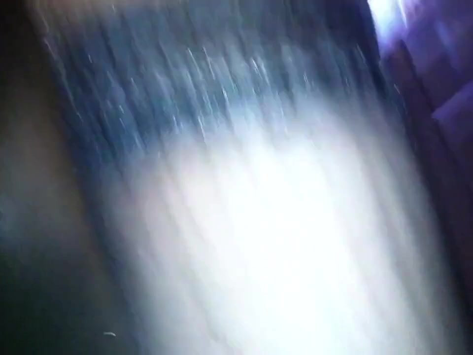 Gros nichons,gros seins,brune sexy,femme mariee,grosse bbc