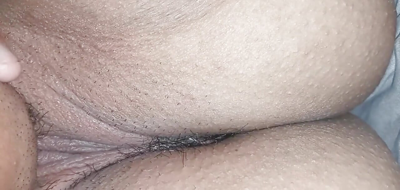 Samael Gives Oral Sex to Eva, Latina Real Amateur