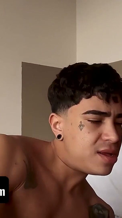 Roomies Part 1 featuring Cain Gomez and Fernando Ragel - Latin Leche | Clip 2