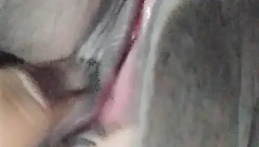 Bangladeshi Viral girl show her pussy