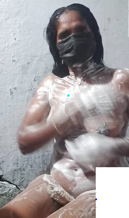 Tamil aunty bathing video call service