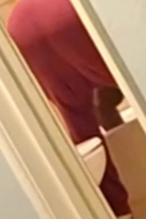 Big Pussy Granny Clean the Tub and I Come Take It