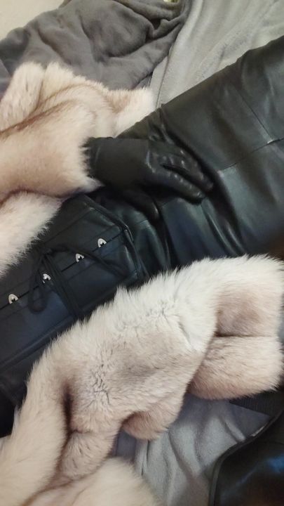 teasing myself in leather and fur