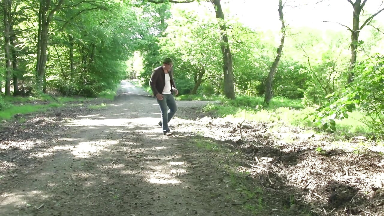 Colored hair big ass tattooed chick just love sudden sex with the passerby in the forest