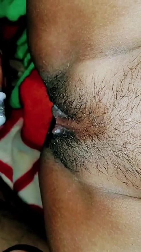Bhabhi ka chut chata chut mast hai hot desi Bhabhi | Clip 1