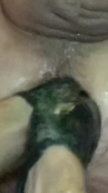 Key moment from "Great fisting session with Fire281.  Good opening, depth, fun with PigHole FF and a good view inside,"