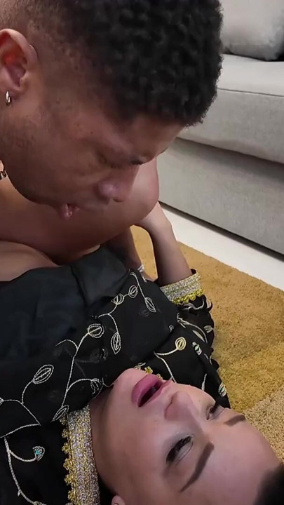 Slut Arab Wife Fucked Hard By Her BBC Bull While Cuck Hubby Watches | Clip 1
